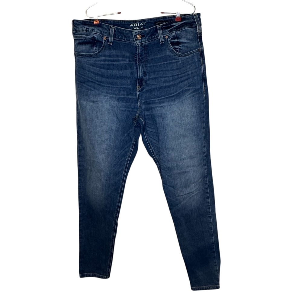 Ariat Women's Jeans Skinny High Rise Classic Medium Wash Denim Blue 34R Waist 36